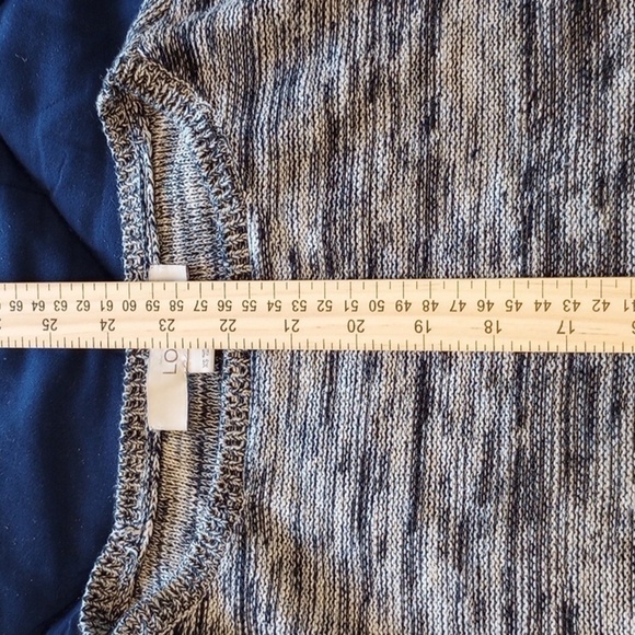 Ann Taylor Loft Womens Sweater Sz XS Heathered Black White Pullover Cozy Comfy - Picture 7 of 7